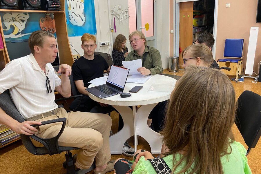 Работаем над спектаклем. Готовимся к новому сезону