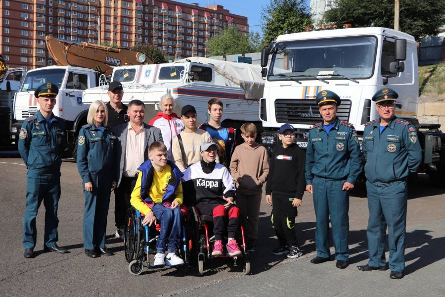 Экскурсия в специализированную пожарно-спасательную часть ФПС ГУ МЧС России по Красноярскому краю