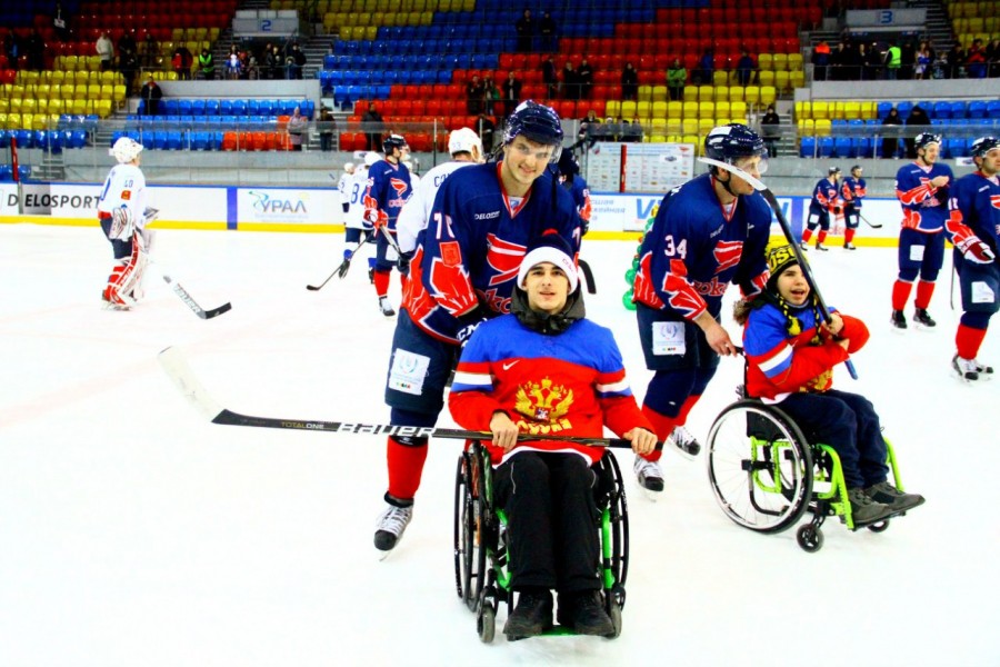 Как наша Молодежка с ёлочкой за &laquo;Сокол&raquo; болеть ходила