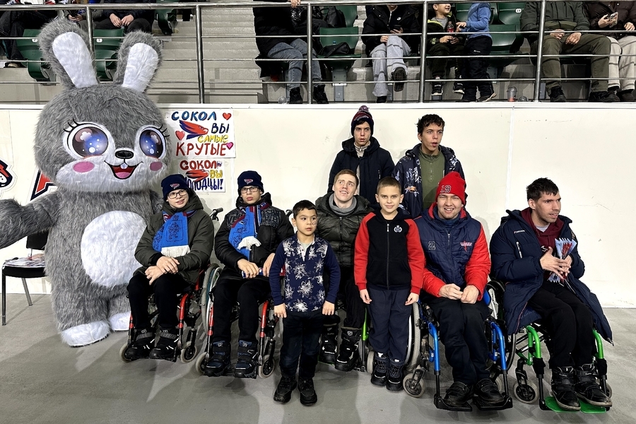 Болеем за любимый ХК &laquo;Сокол&raquo;. Рубрика #Эмоциибезсокращения