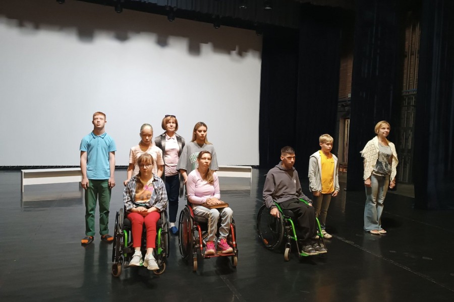 Готовимся к показу спектакля Ленинград