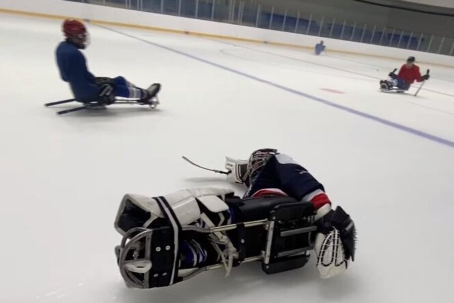 Обещали показать упражнения для вратарей