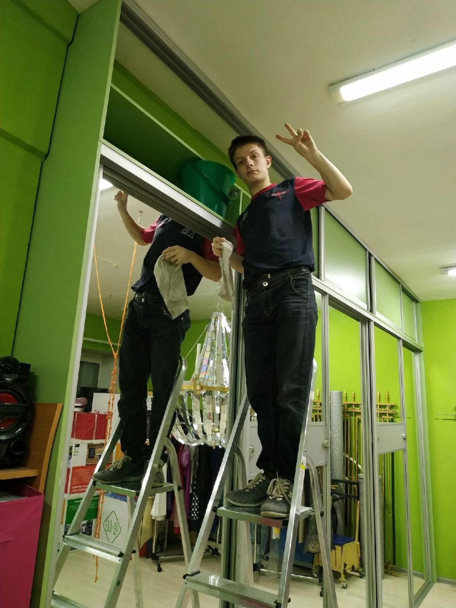 А чем занимается сейчас театральная студия?