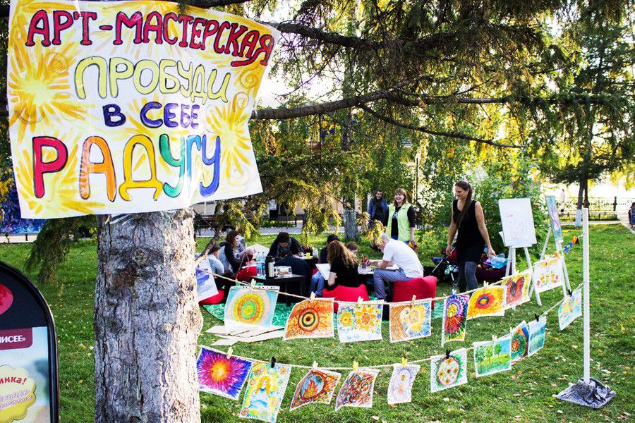 Приглашаем на прогулки. АРТ-берег на набережной Енисея