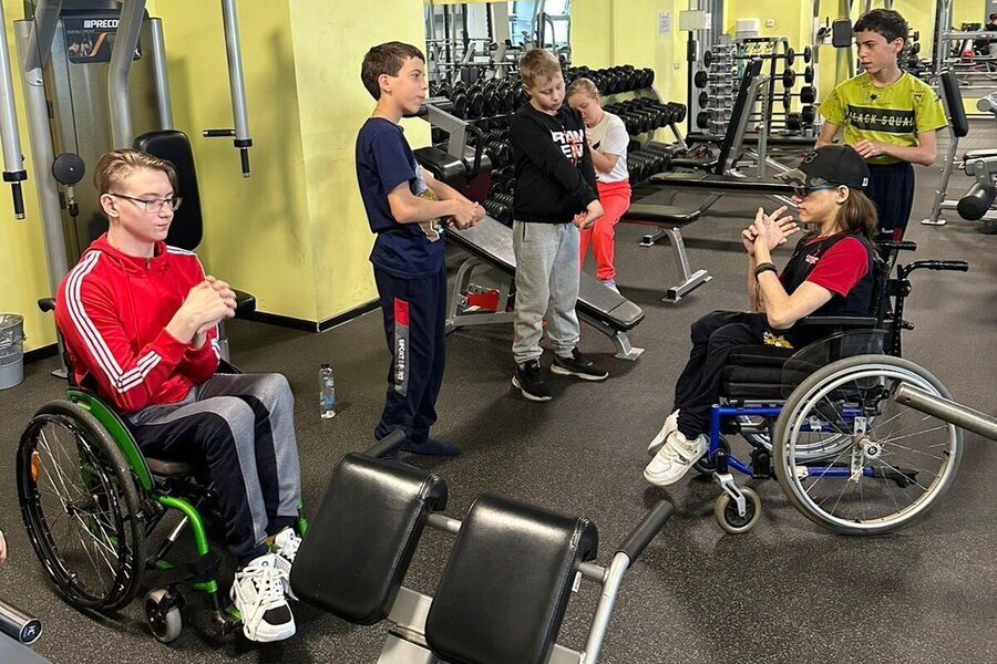 Тренажерный зал, бассейн, продолжаем работать