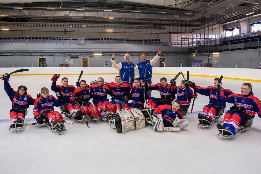 &laquo;Красная молния&raquo; вернулась с победой!