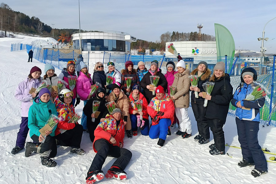 8 Марта на лыжах. Марина Григорьева