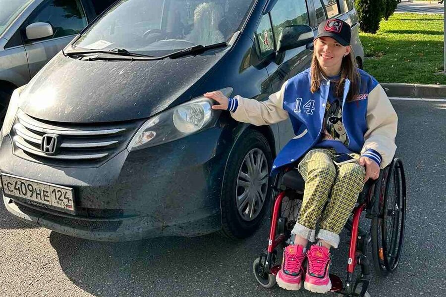 Продолжаем представление спортсменов команды!