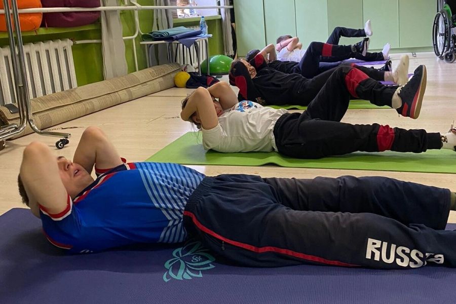 А дома тренировки по расписанию