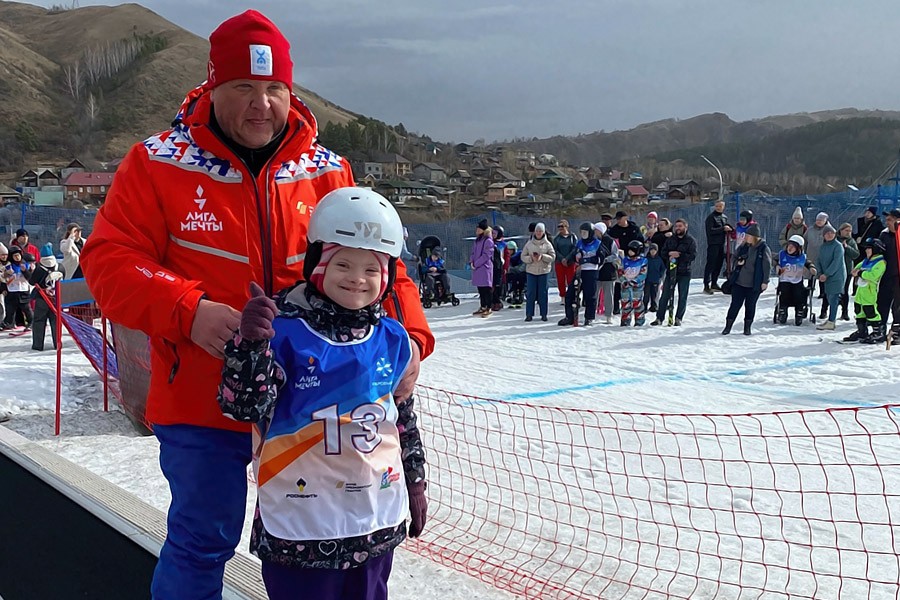 Радуемся достижениям наших юных спортсменов!