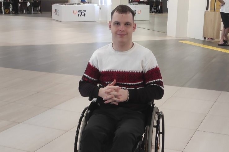 Встречаемся в МСК «Радуга» для тренировки. По расписанию бассейн