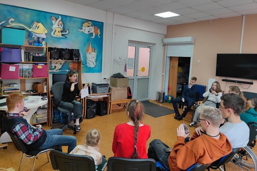 Продолжаем работать над сценической речью и актерским мастерством