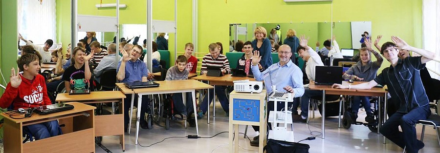 Старт новой образовательной программы &laquo;Развитие через интернет&raquo;