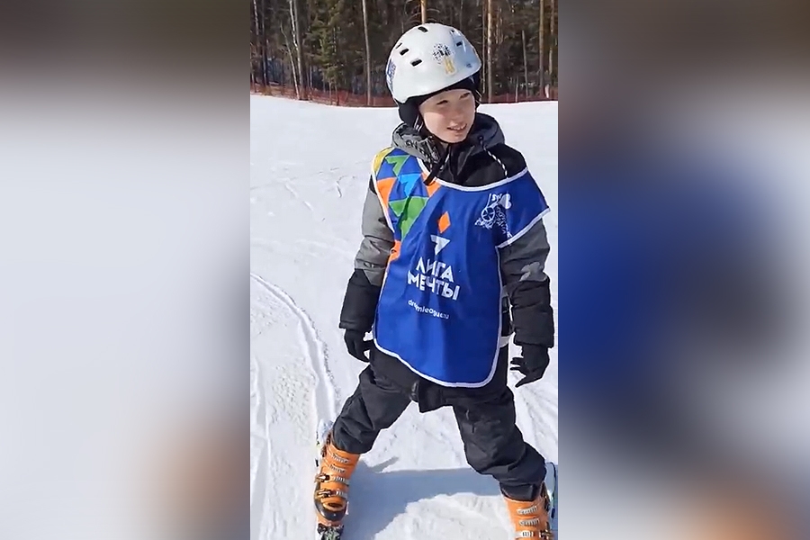 Кузнецов Андрей закончил курс спусками с большой горы