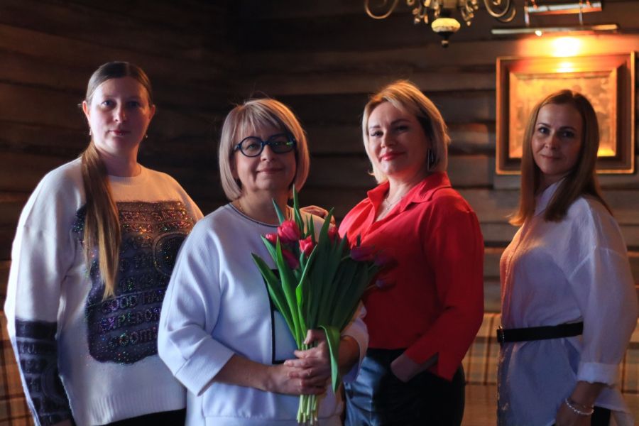 Самый красивый праздник весны встретили вместе!