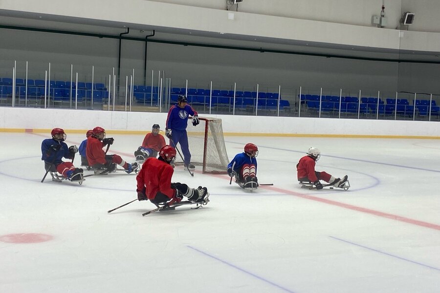 Немного фото и видео с ледовой тренировки