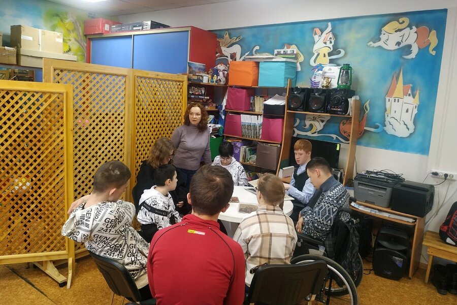 Я говорю с тобой под свист снарядов