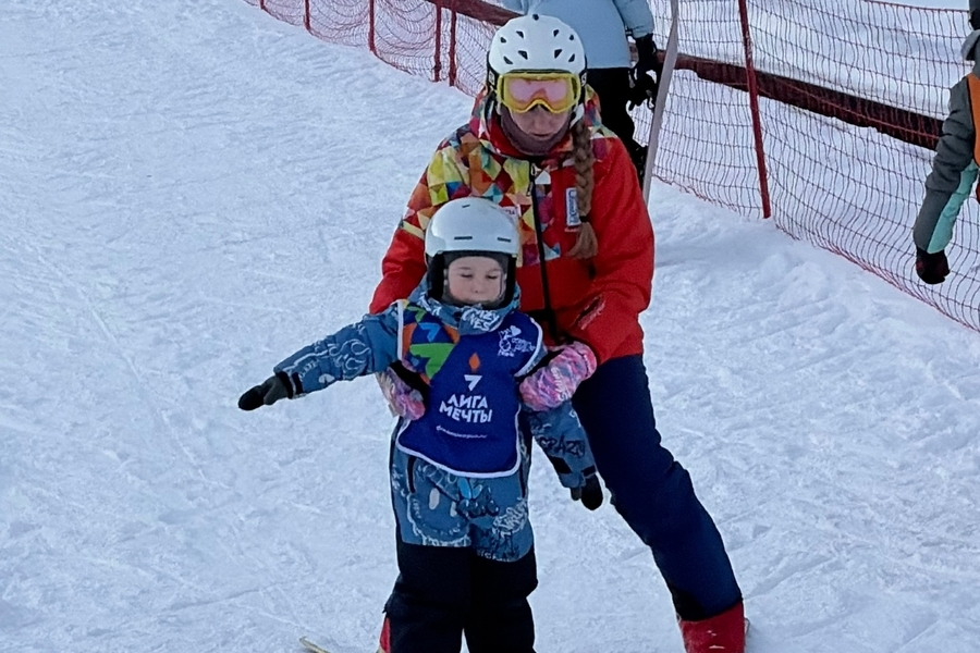 Делимся первыми шагами на склоне в новом сезоне наших участников
