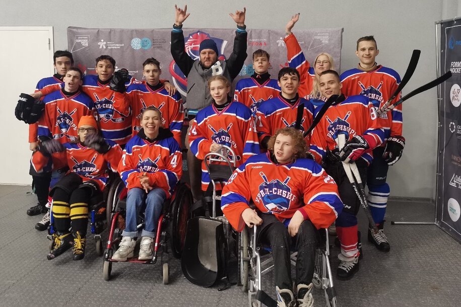 Первенство России по следж-хоккею для лиц с поражением ОДА, приуроченное к годовщине проведения XI Паралимпийских игр 2014 года, (2024 год)