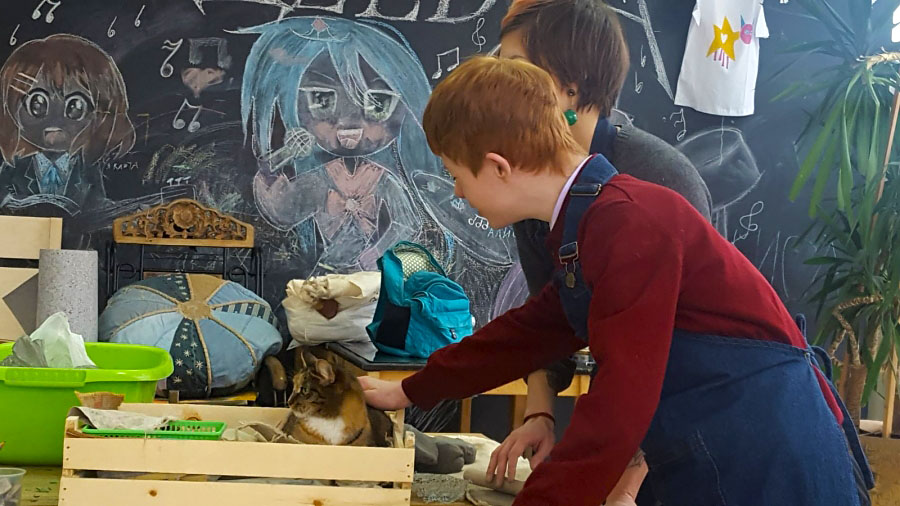 Наши в Поздеевке. Коты в искусстве