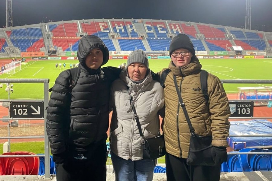 Вот и состоялась последняя игра на центральном стадионе!!!