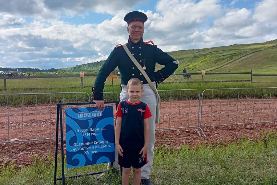 Наши на реконструкции