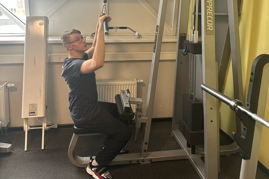 Молния на силовой