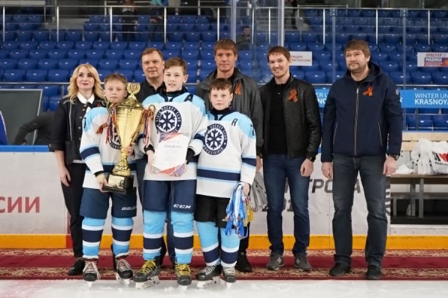 Хоккей объединяет