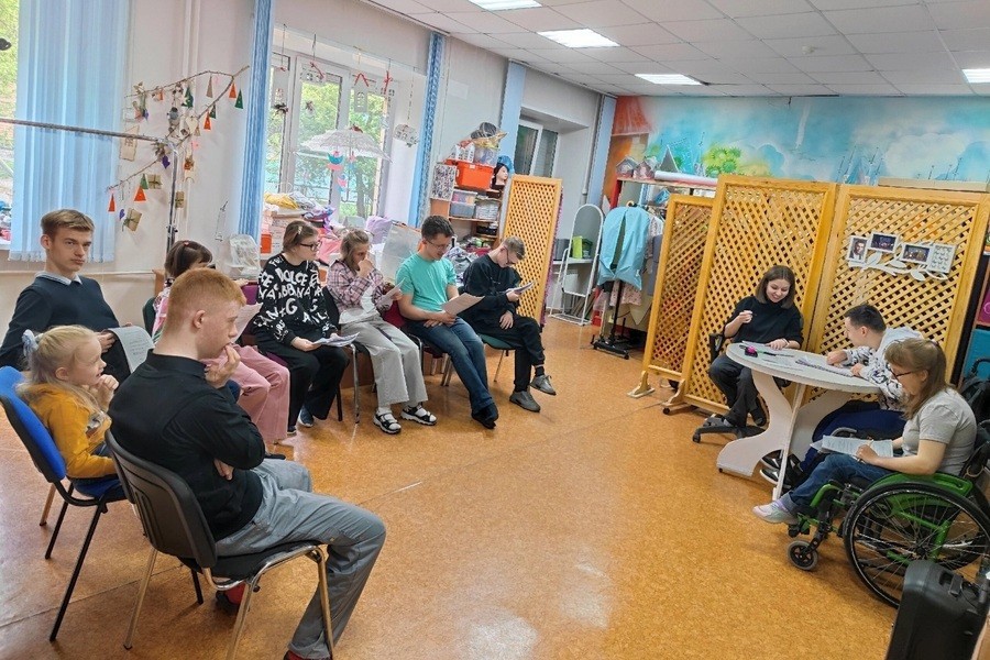 Читаем по ролям