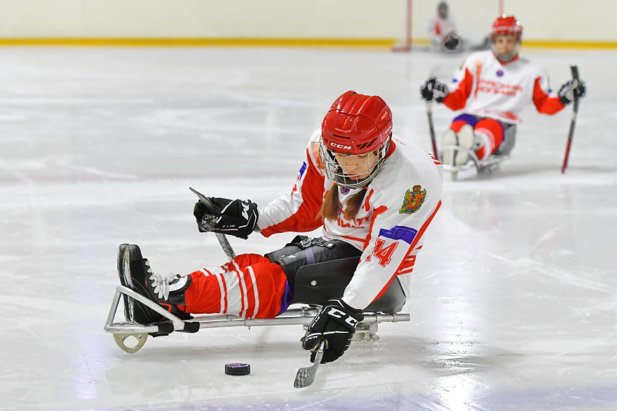 На &laquo;Кристалл арене&raquo; будут проходить тренировки детской следж-хоккейной команды