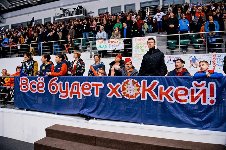 Собрали фото наших следжиков с альбомов &laquo;Сокола&raquo;