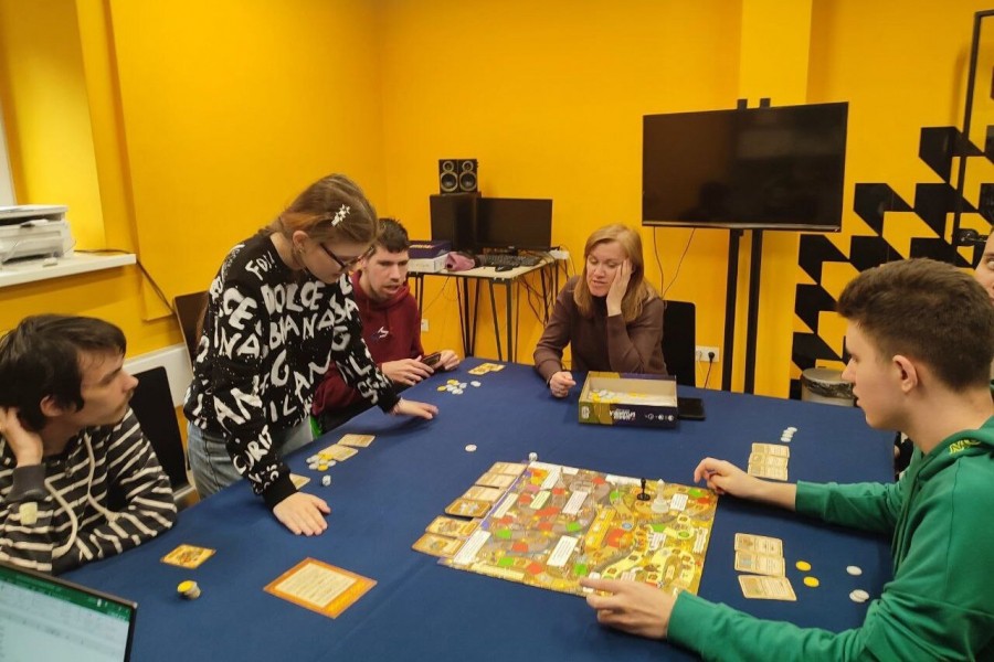 В прошлую пятницу не хватило фигурок бродилки