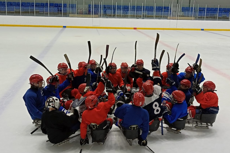 Утро провели на ледовой