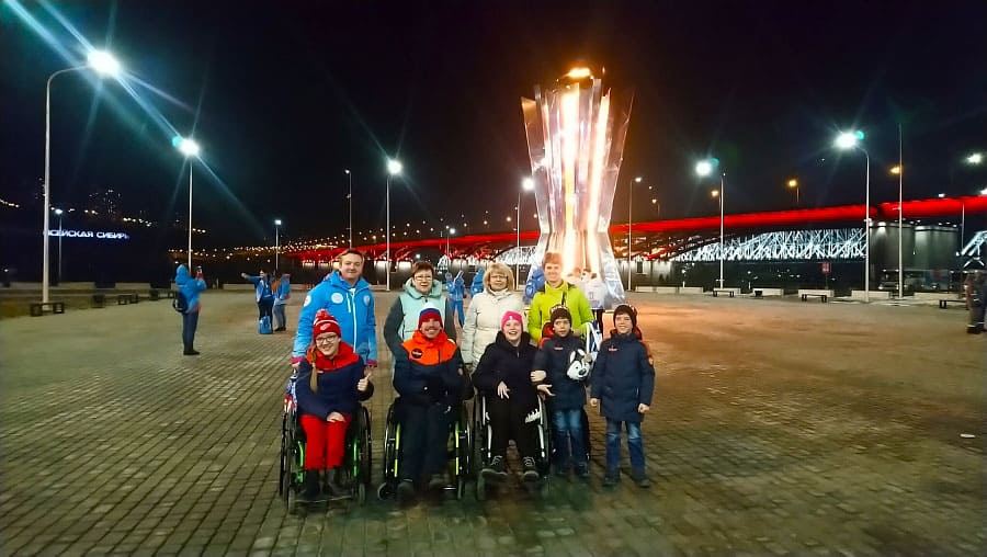 Приятные поздравления от Красной молнии!