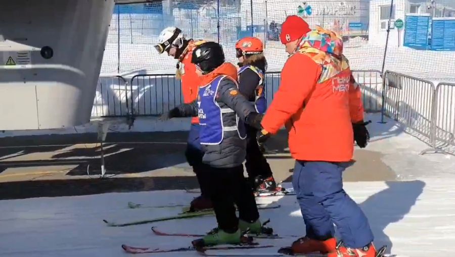 Печенкин Данил сегодня спустился 2 раза с большой горы!