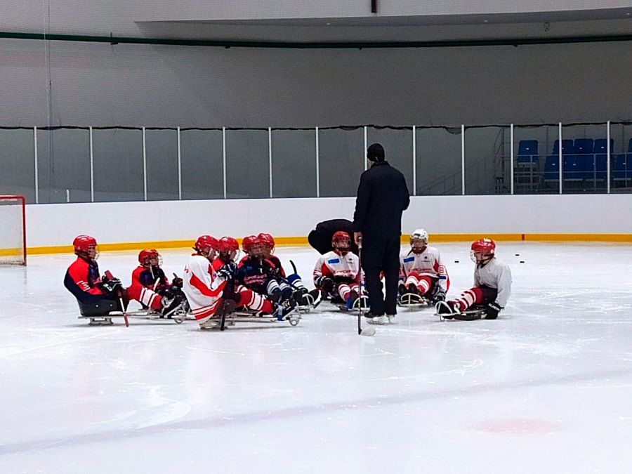 Хроника ледовых тренировок «Красной молнии»