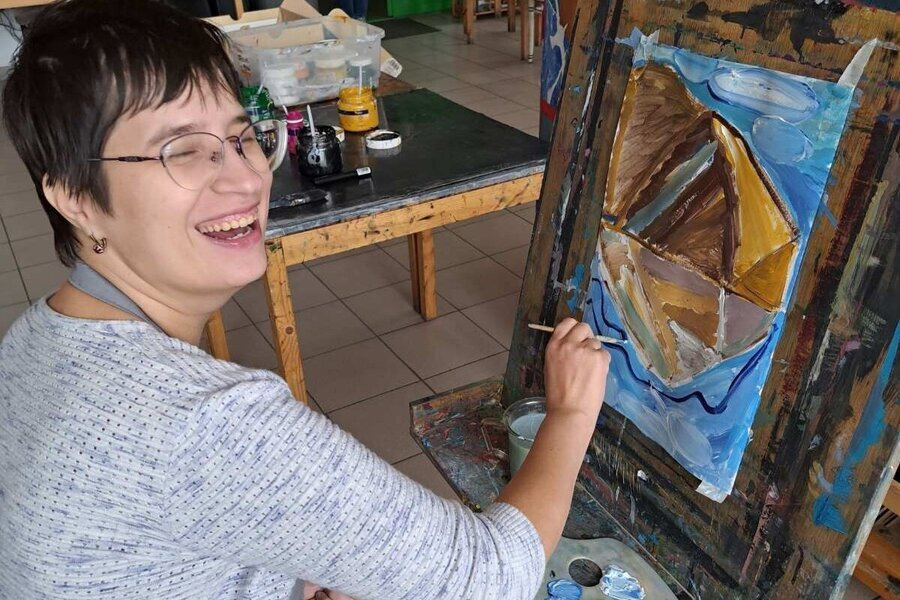 Немного фотографий с занятий художников