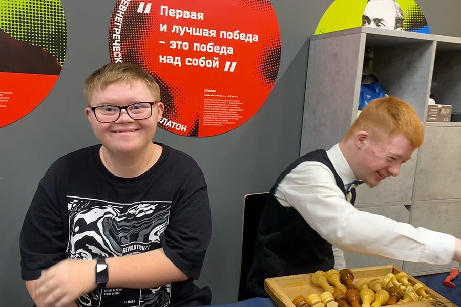 "Побродили" по настолкам