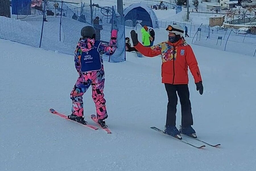 Благодарим за теплый отзыв! Рады успехам Алисы!